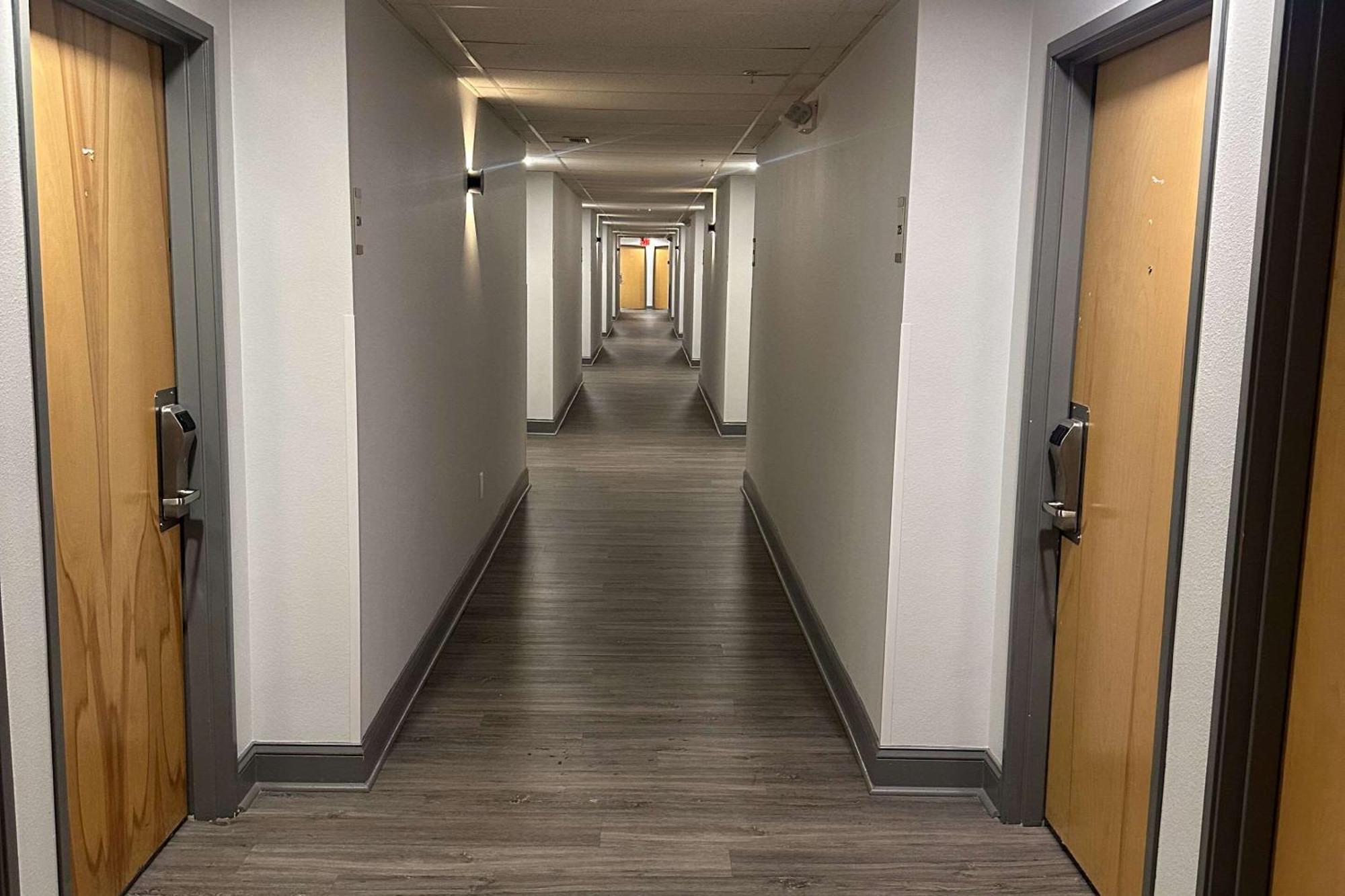 Quality Suites Waldorf Exterior foto